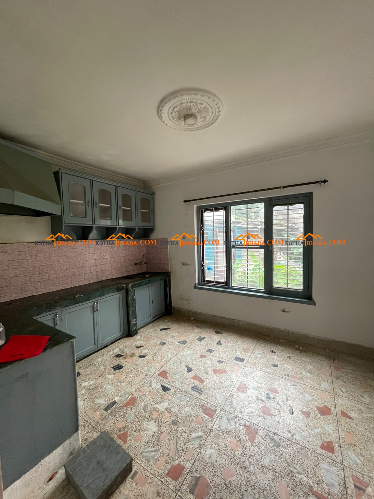 Flat Available at dumbarahi in only 35k