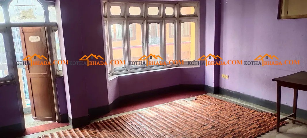 3 Rooms Flat available in Airport sambhu marga Rent @22k