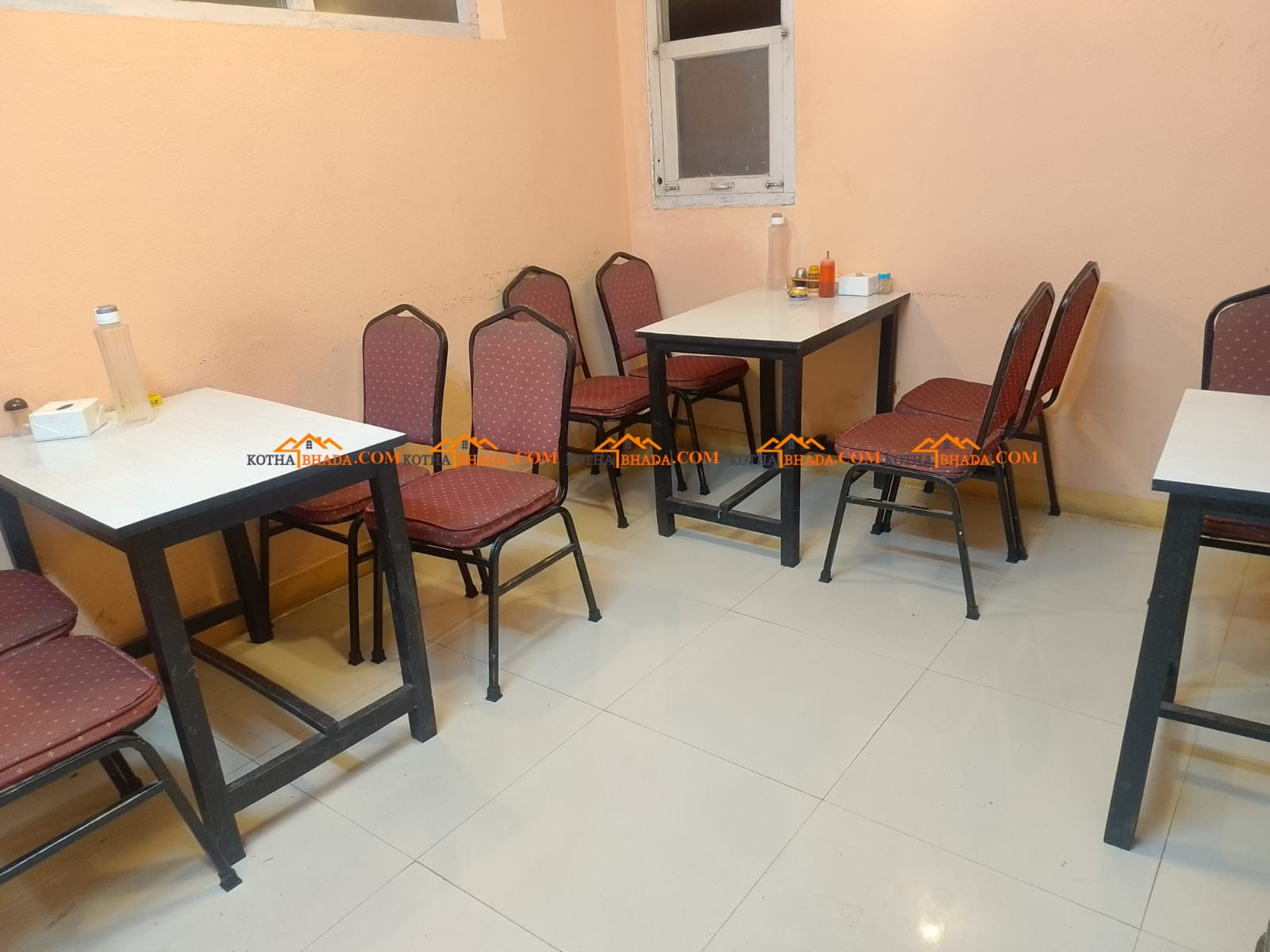 Small Burger Cafe available in Chetrapati - Dhalko Rent Only 25k
